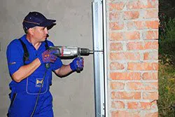 Exclusive Garage Door Service San Antonio, TX 210-245-6510 - installation-side